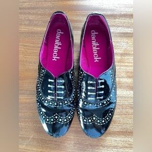 Daniblack super cool illusion black slip on shoes size 8m